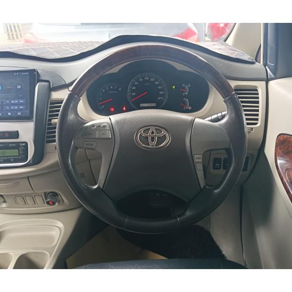  Toyota Innova