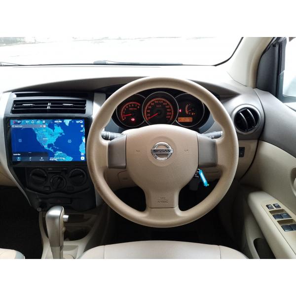  Nissan Grand Livina