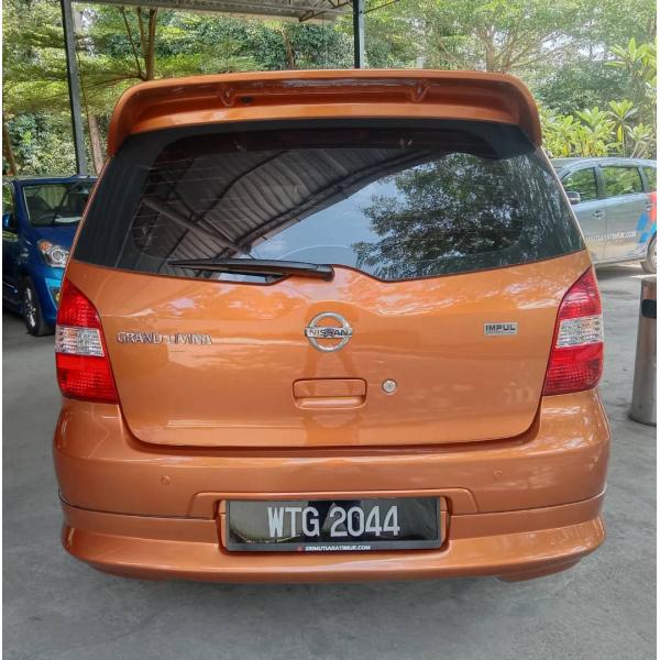  Nissan Grand Livina