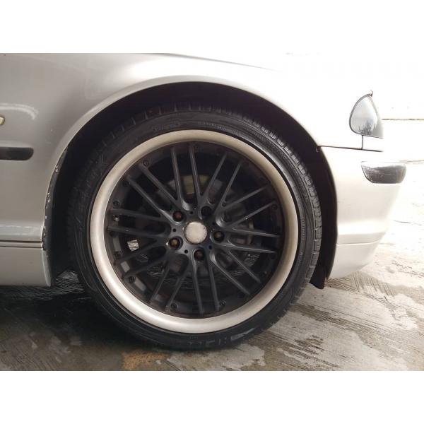  BMW 323i