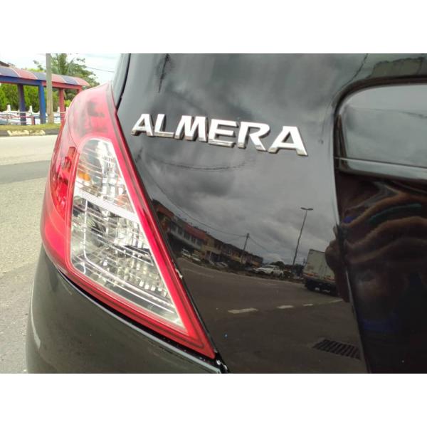 Nissan Almera