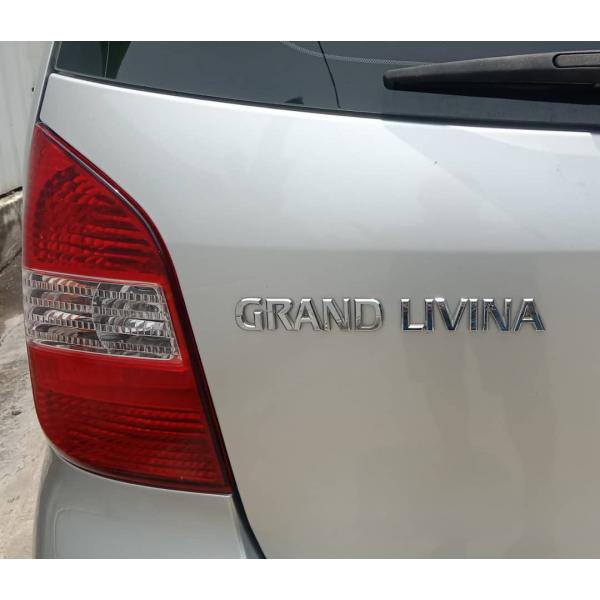  Nissan Grand Livina