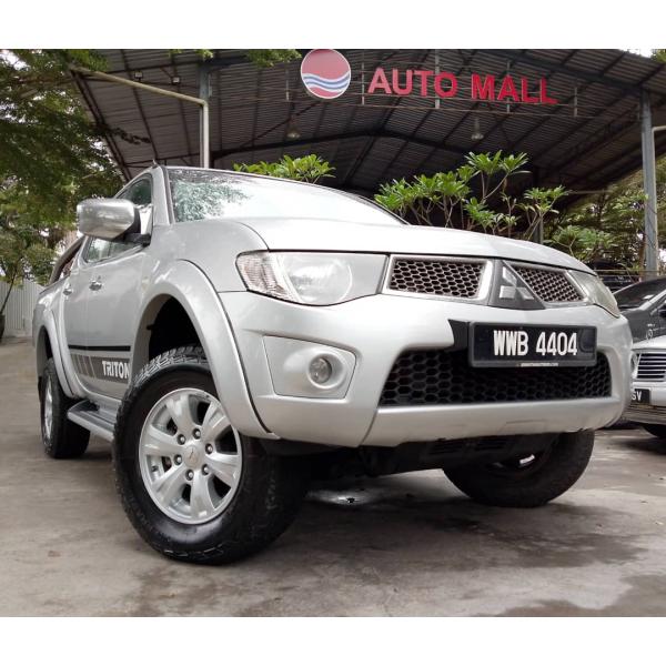  Mitsubishi Triton