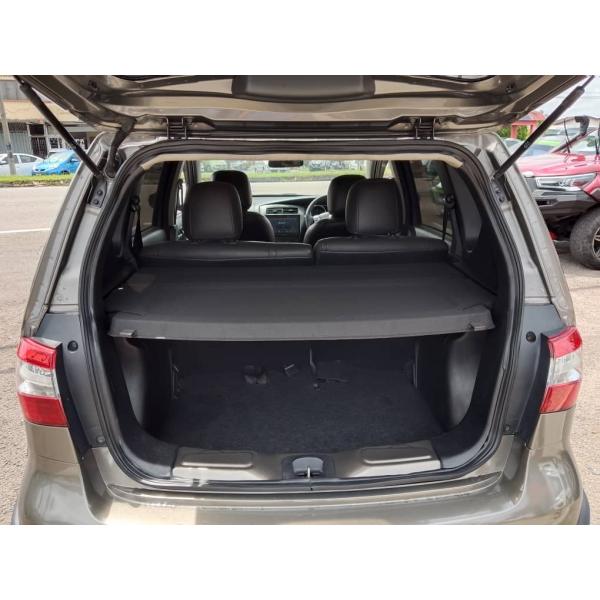  Nissan Grand Livina