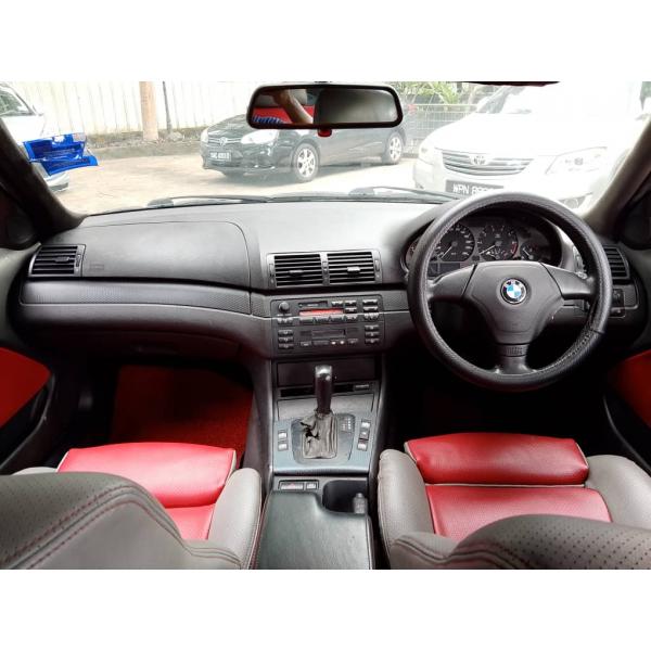  BMW 323i