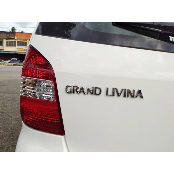  Nissan Grand Livina