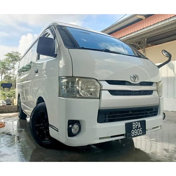 Toyota Hiace