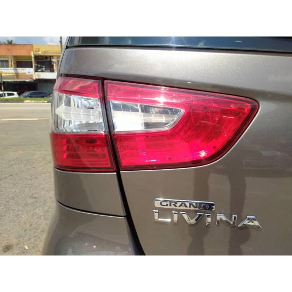  Nissan Grand Livina