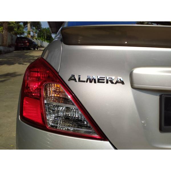 Nissan Almera