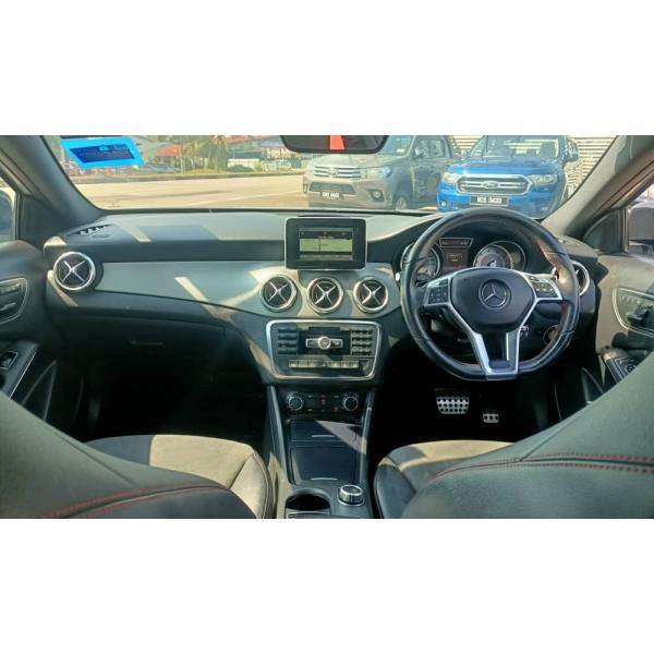  Mercedes-Benz GLA250