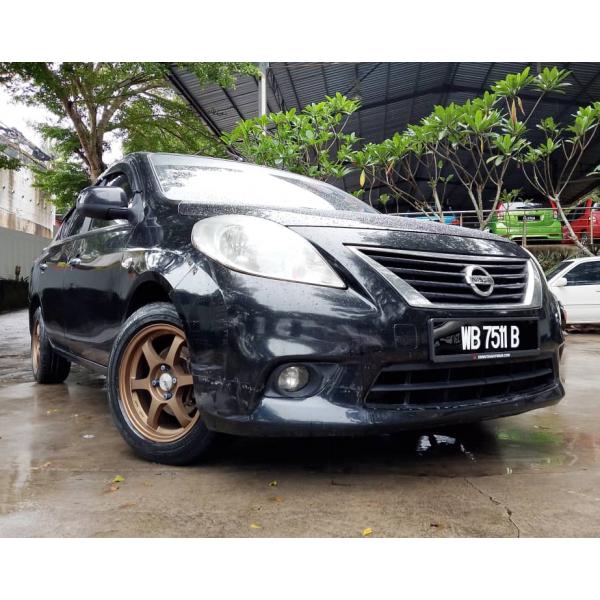 Nissan Almera