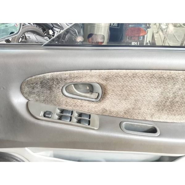  Proton Wira