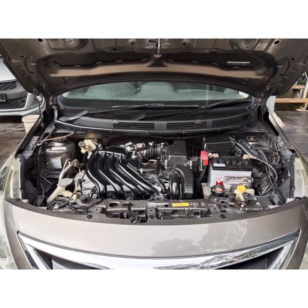 Nissan Almera