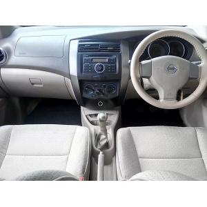  Nissan Grand Livina