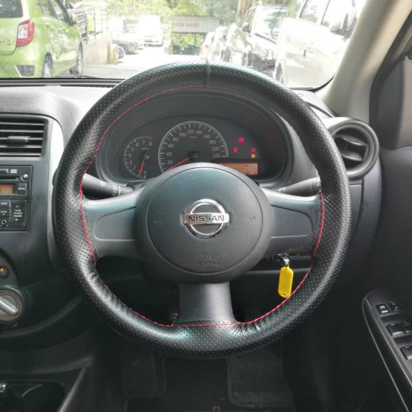 Nissan Almera