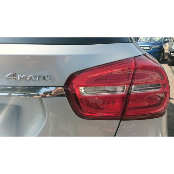  Mercedes-Benz GLA250