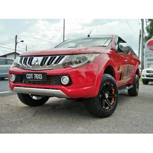  Mitsubishi Triton