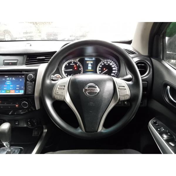  Nissan Navara