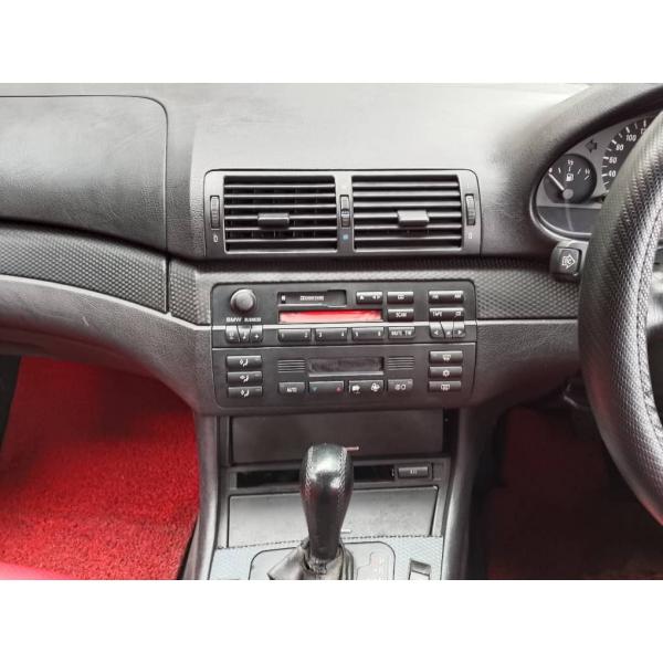  BMW 323i