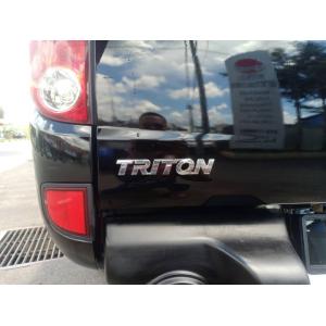  Mitsubishi Triton